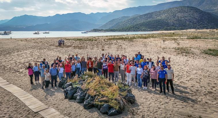 Doğa harikası Çayağzı Sahili ile deniz dibi temizlendi; 45 ton atık çıktı