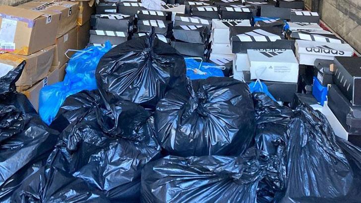 İstanbul'da 6 milyon lira değerinde spor ayakkabı çalan 7 şüpheli yakalandı