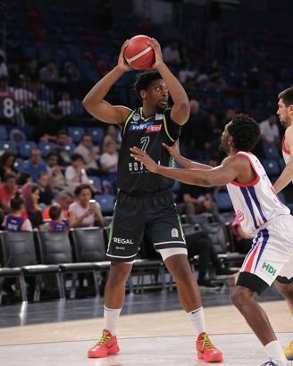 Merkezefendili Cook'un yeni adresi Japonya