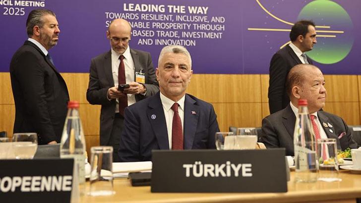 Bakan Bolat, Fransa'da temaslarını sürdürüyor