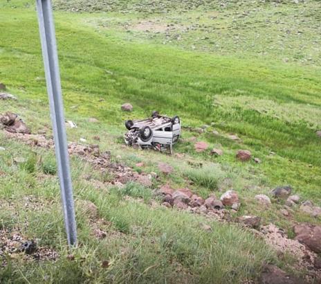 Bingöl’de kamyonla çarpışan hafif ticari aracın sürücüsü öldü