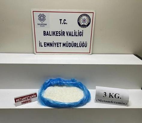 Edremit’te 3 kilo metamfetamin ele geçirildi