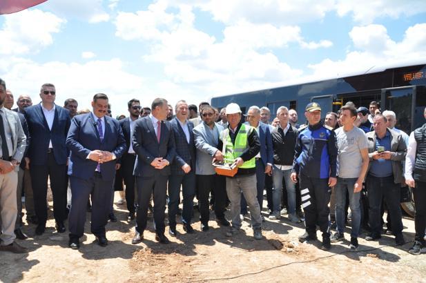 TOKİ'den Yalvaç'ta temel atma töreni