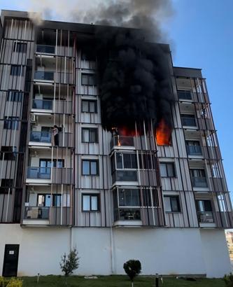 Çanakkale'de yangın; 10 kişi dumandan etkilendi