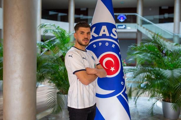 Kasımpaşa’da sözleşmesi bitecek olan Gökhan Gül’e 5 takım talip