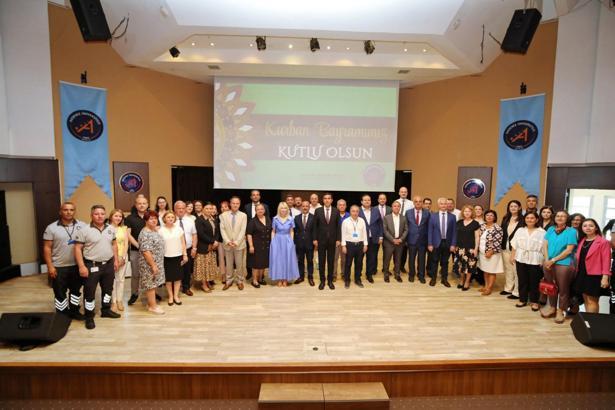 Akdeniz Üniversitesi ailesi bayramlaştı