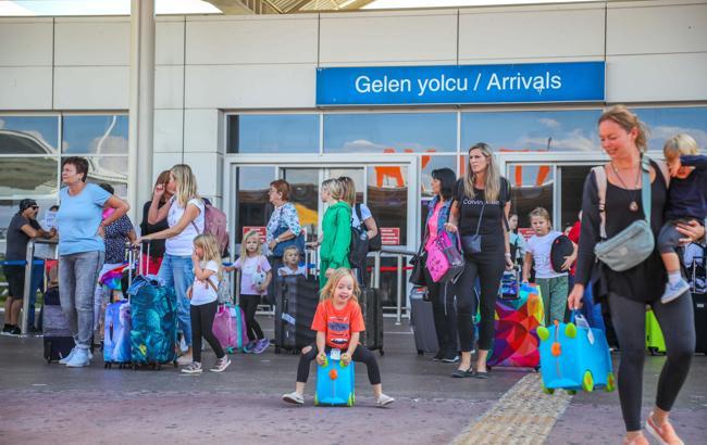 Antalya turizmi 4 milyonu aştı