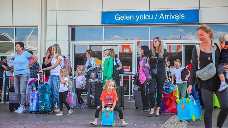 Antalya turizmi 4 milyonu aştı