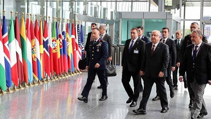 Milli Savunma Bakanı Yaşar Güler, NATO Savunma Bakanları Toplantısı için Brüksel'de