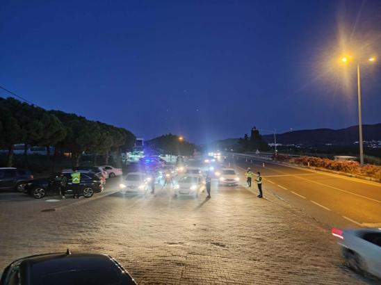 Kuşadası'nda jandarmadan 'sıcak nokta' uygulaması