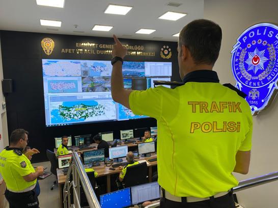 Otobüslerde 3 bin polis 'gizli yolcu' olarak denetim yapacak