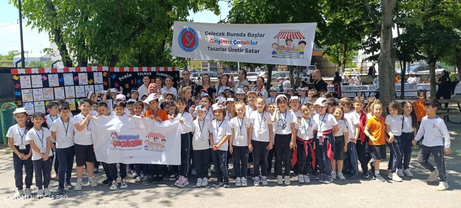İlkokul öğrencilerinden ‘Girişimci Çocuk Pazarı’