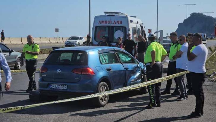 Otomobil ile motosiklet çarpıştı: 2 ölü