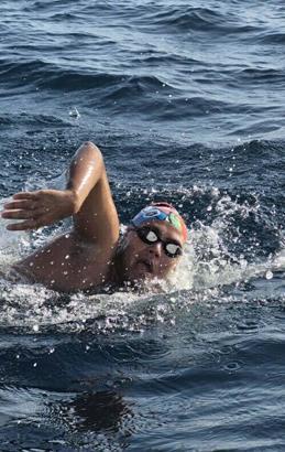 Ultra maraton yüzücüsü Tuna, Manş Denizi'ni geçen ilk otizmli birey olmak için yola çıkıyor