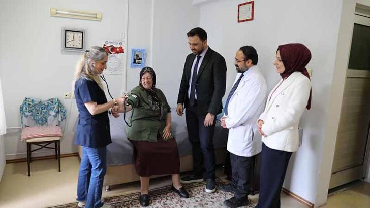 80 yaş üstü hastalara reçete ve rapor evden verilecek