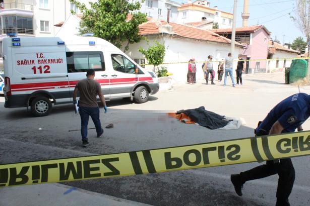 Aksaray'da kamyonun çarptığı yaya öldü