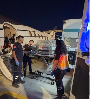 Hava ambulansı 10 günlük bebek için havalandı