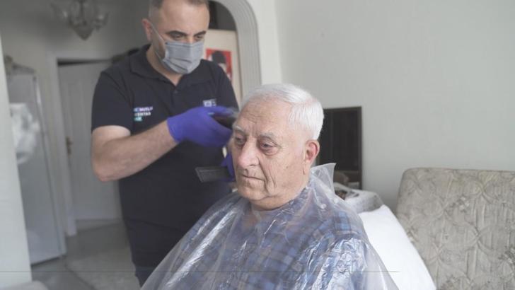 Beşiktaş'ta ileri yaştakilere temizlik ve bakım hizmeti; esnaf da denetlendi