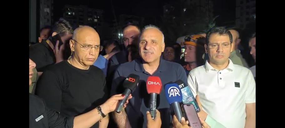 Diyarbakır’da 13 katlı apartmanda yangın paniği; 2'si çocuk 3 ölü (2)