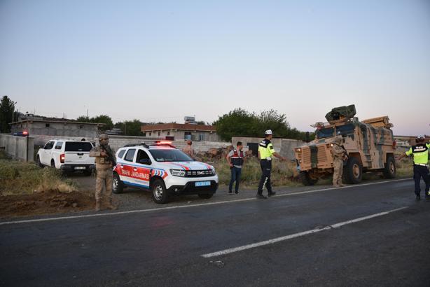 Şanlıurfa'da seyir halindeki otomobile silahlı saldırı: 1 ölü