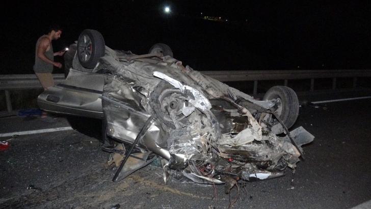 Düğüne giderken kazada eşi ile birlikte yaşamını yitirdi, bebeği ağır yaralandı