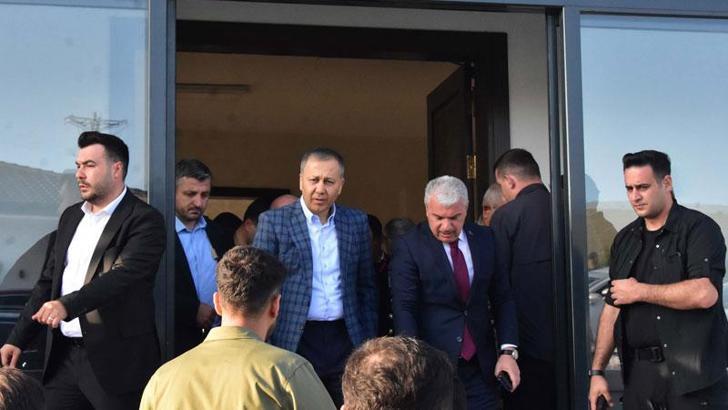 Bakan Yerlikaya'dan bayramda trafiğe çıkacak sürücülere uyarı