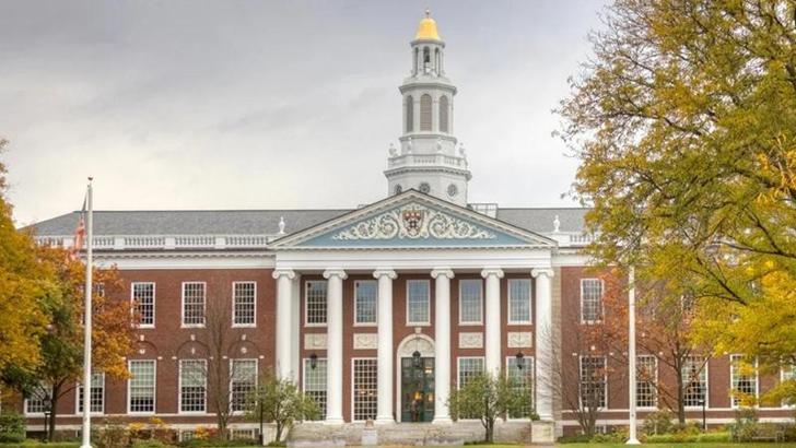 Federal yargıç, Trump'ın Harvard Üniversitesi'nin yabancı öğrenci vizelerini kısıtlama kararını durdurdu