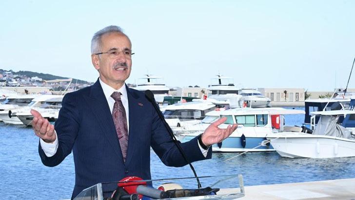 Bakan Uraloğlu: Elleçlenen konteyner miktarında tüm zamanların rekorunu kırdık