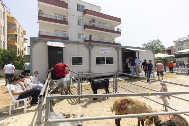 Mersin’de vatandaşlara kurban kesim kolaylığı