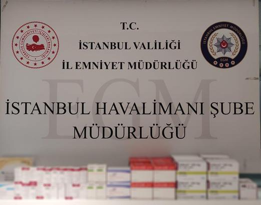 İstanbul- İstanbul Havalimanı'nda yaklaşık 12 milyon lira değerinde kaçak ilaç ele geçirildi