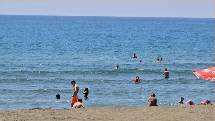 Hataylılar bayram tatilinde sahillere akın etti