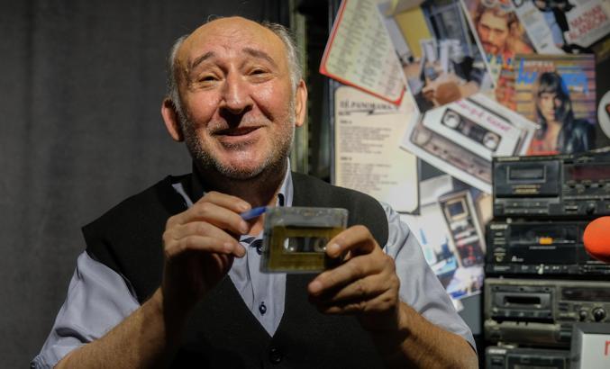 Yeni nesle radyoculuğu anlatmak için müze kurdu