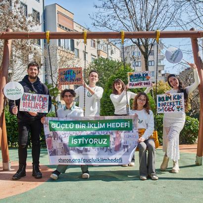 Üniversitelilerden bakanlığa 'iklim kriziyle mücadelede yer alma' mektubu