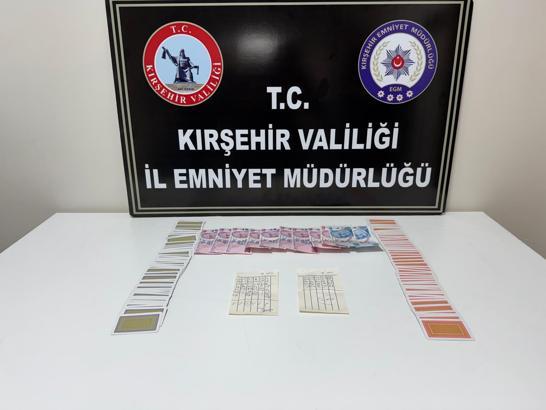 Kırşehir'de kumar oynayan 4 kişiye 36 bin 988  lira ceza