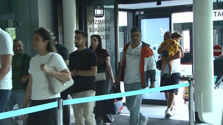 Tatil dönüşleri başladı; havalimanlarında uçuş ve yolcu yoğunluğu yaşanıyor