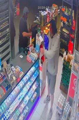 İstanbul - Bebek’te Moldova'dan getirilen kaçak içkiyi içip hayatını kaybetti: 2 gözaltı