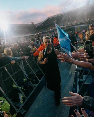 İstanbul- İngiliz şarkıcı Robbie Williams 7 Ekim'de İstanbul'da konser verecek