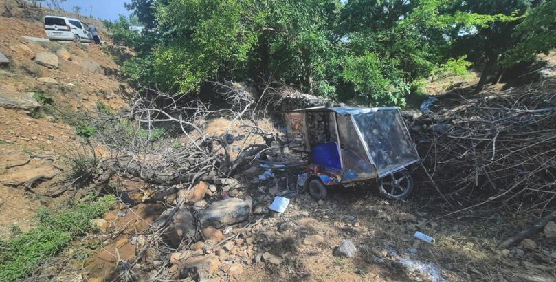 Gaziantep’te motosiklet devrildi: 3 yaralı