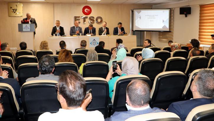 Erzurumlu iş insanları, Azerbaycan'daki yatırım ve iş fırsatlarını dinledi