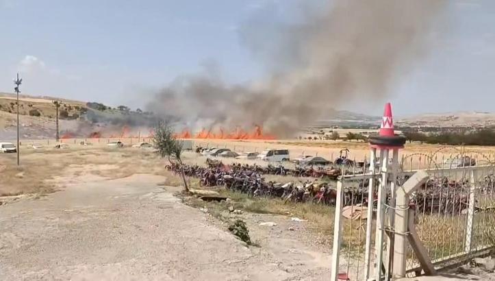 Diyarbakır’da 10 dönüm buğday ekili tarla yandı