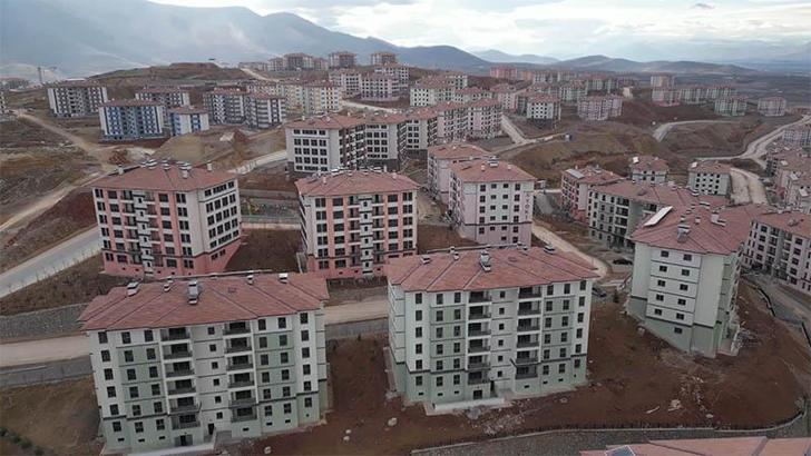 Bakan Kurum, Malatya'da tamamlanan konutların görüntülerini paylaştı