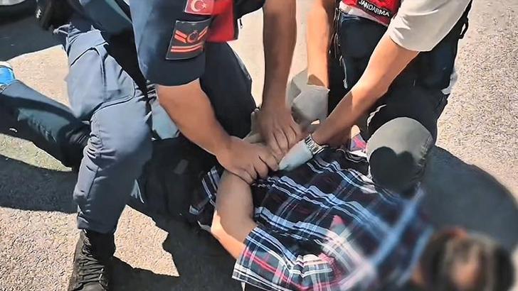 Kayseri'de, İranlı 3 şüphelinin midesinden uyuşturucu çıktı