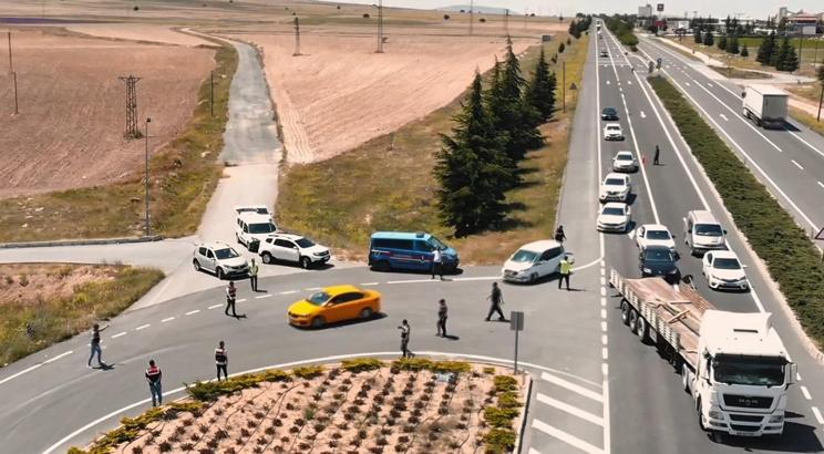 Kayseri'de, İranlı 3 şüphelinin midesinden uyuşturucu çıktı