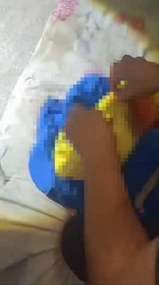 Kendi imkanlarıyla doğurduğu bebeğini çatıya bırakıp ölmesine neden olan anne tutuklandı