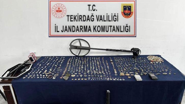 Tekirdağ'da 1014 tarihi sikke ve obje ele geçirildi