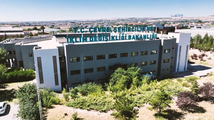 Bakanlıktan havayı kirleten 53 tesise 38,1 milyon lira ceza