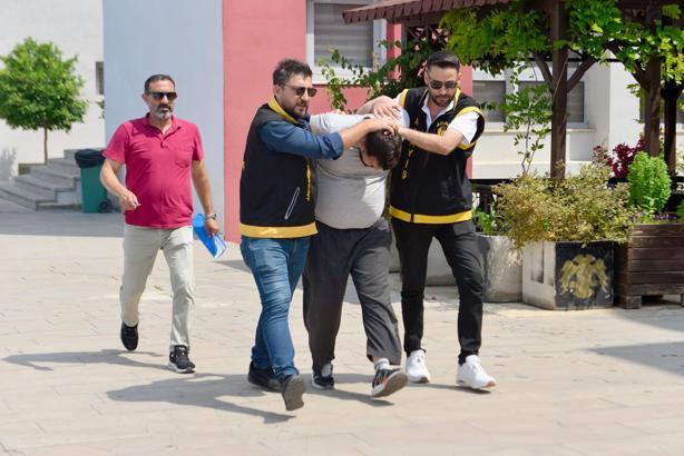 Annesini, evden ayrılmasını istediği için öldürmüş