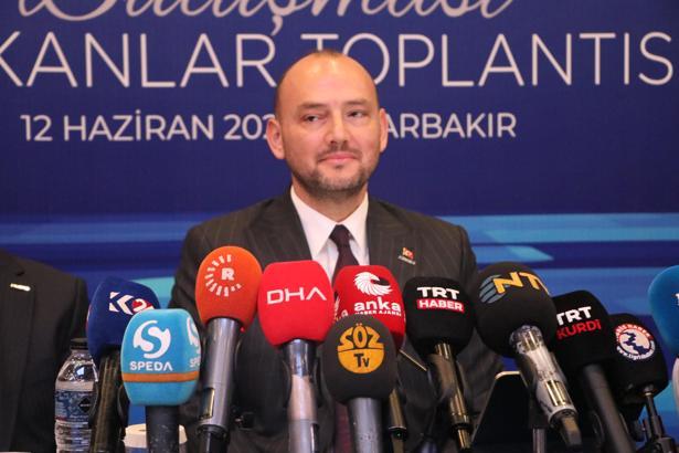 'Terör örgütünün silah bırakması kardeşliğiminiz yeniden dirilişinin de müjdesidir'