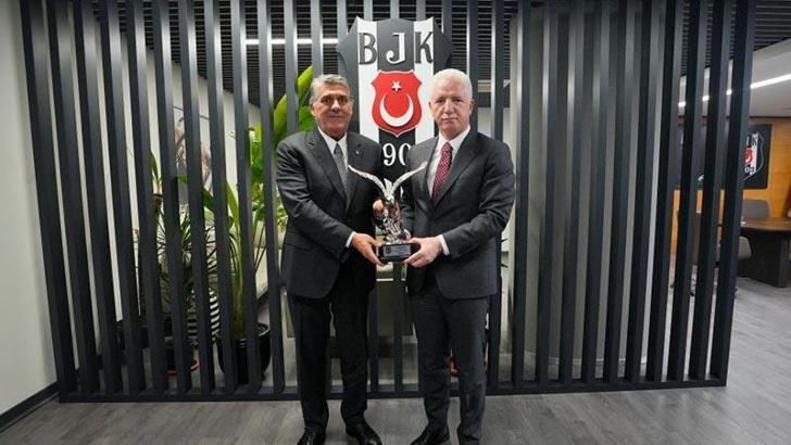 İstanbul Valisi Davut Gül’den Beşiktaş'a ziyaret