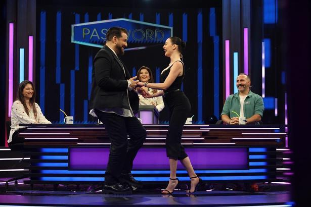 Password’ün bu haftaki konuğu Melis Sezen